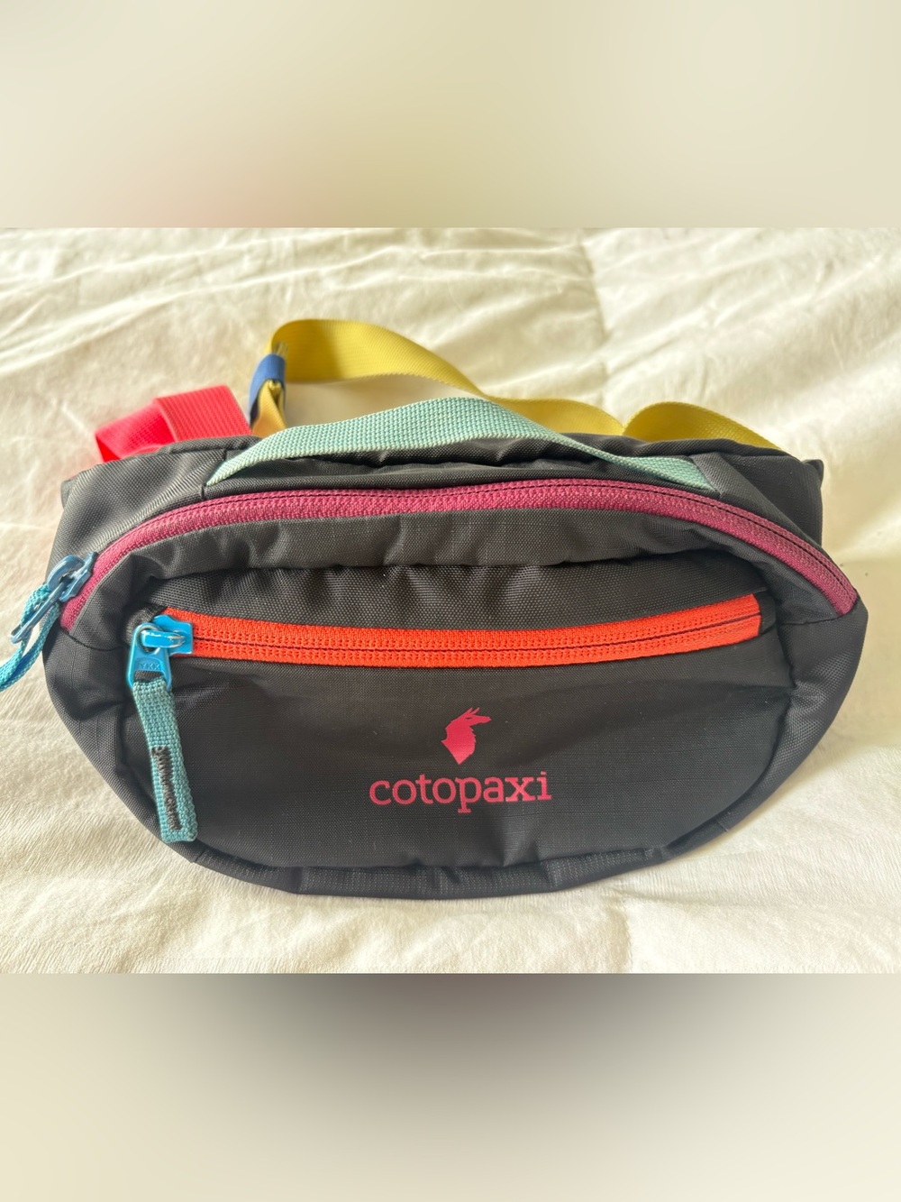 Cotopaxi The Kapai 1.5L Del Dia- Hip Pack